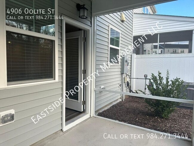 Building Photo - 4906 Oolite St
