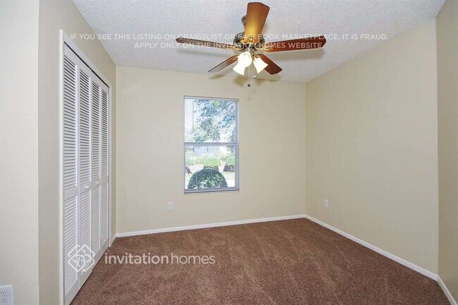 Building Photo - 97 Lancer Oak Dr