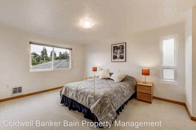 Building Photo - 2 br, 2 bath House - 2625 13th Avenue West...