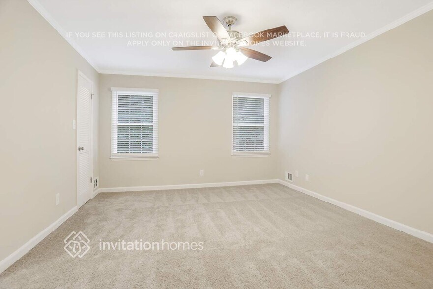 Building Photo - 276 Chambre Ct SW