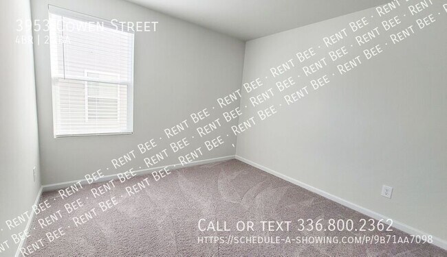 Building Photo - 3953 Cowen St