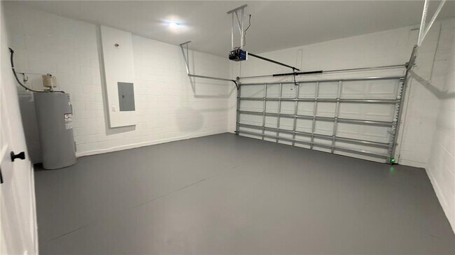 Building Photo - 17356 SW 41st Cir