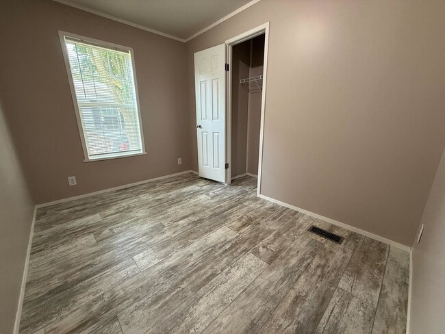Building Photo - 11750 Cascade Cir