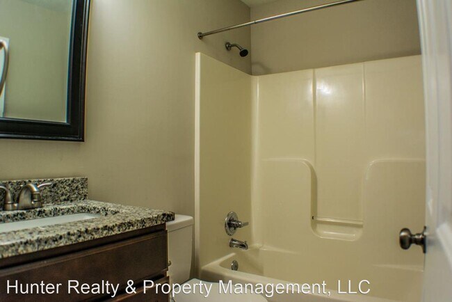 Building Photo - 3 br, 2.5 bath House - 2535 Wynbrook Drive