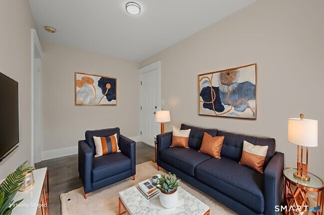 Building Photo - 113 Pequot Ave