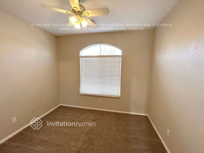 Building Photo - 1213 E Graham Trail