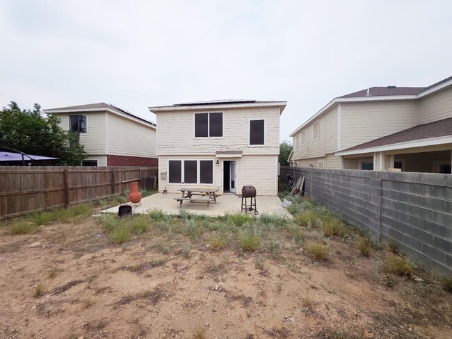Building Photo - 17539 Rock Port Rd