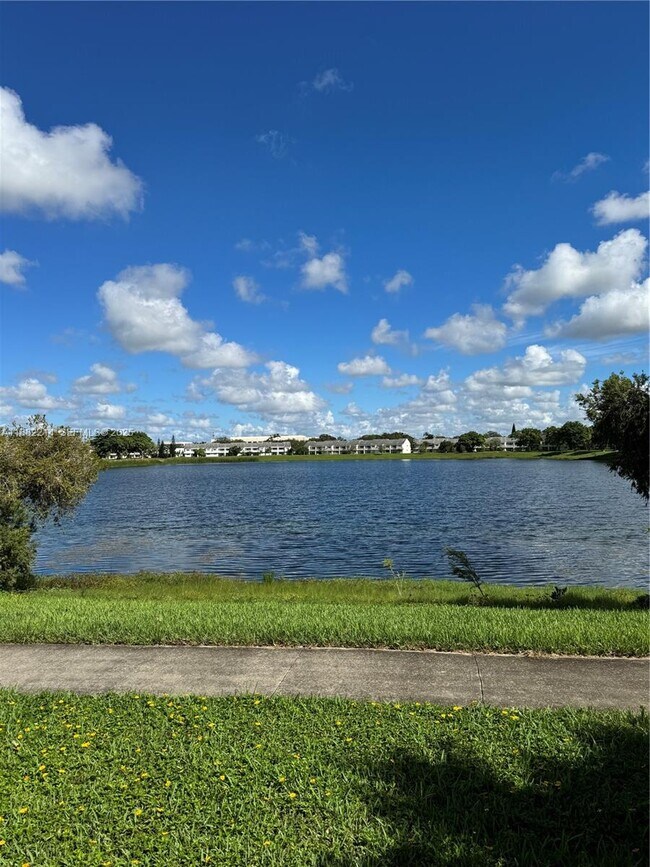 Building Photo - 3405 NW 44th St