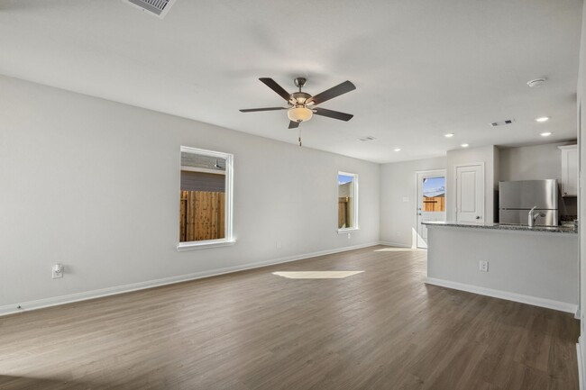 Building Photo - 313 Grayson Baw Ln