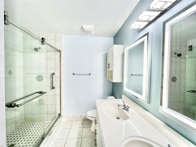 Building Photo - 15306 W Tranquility Lake Dr