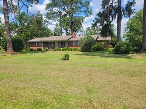 Building Photo - Beautiful Country home in Lakeland