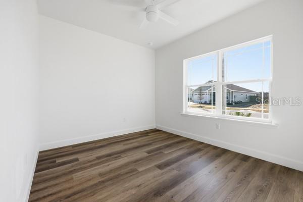 Building Photo - 6726 SW 10th Ln