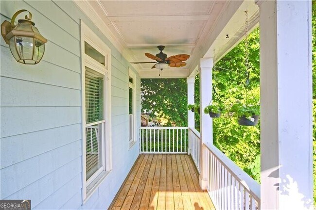 Building Photo - 1199 Foster Pl NW