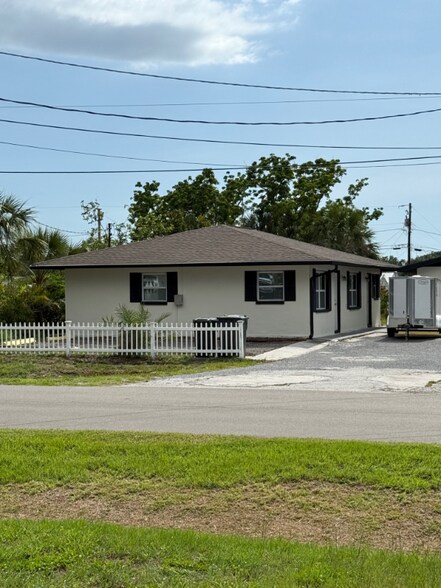 Primary Photo - 1128 Neptune Dr
