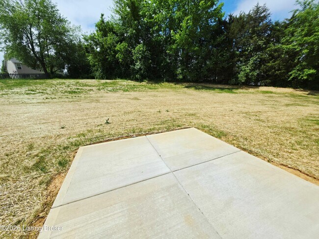 Building Photo - 8302 Fairmount Rd