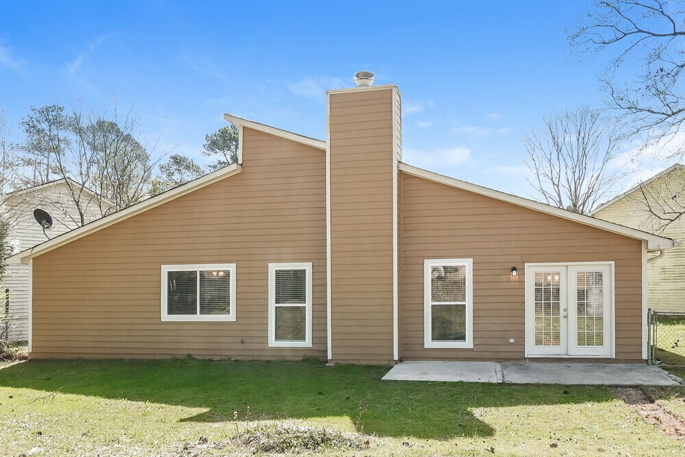 Building Photo - 5475 Ballard Way