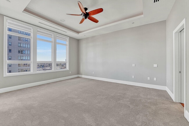 Building Photo - 5455 Landmark Pl