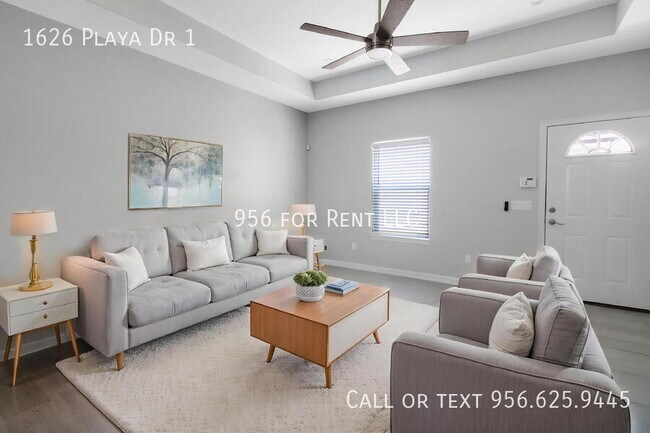 Building Photo - 1626 Playa Dr