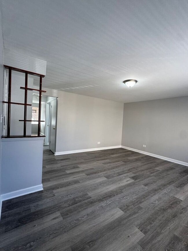 Building Photo - 2151 W 119th St