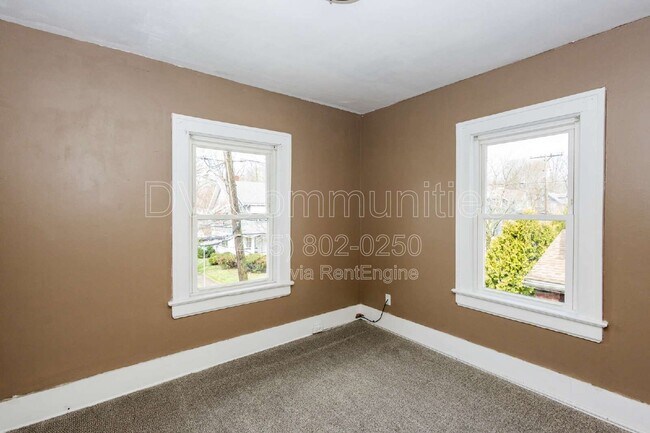 Building Photo - 243 Wildwood Ave