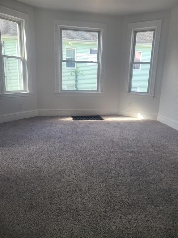 Building Photo - 7 Garden St