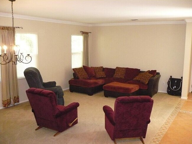 Building Photo - Quality home in Rancho Del Rey