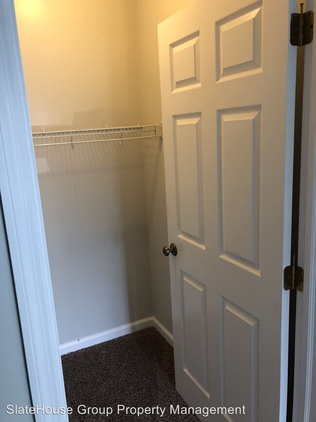 Building Photo - 527 S State St