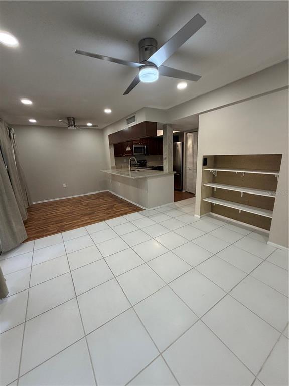 Building Photo - 799 Fairwood Ln