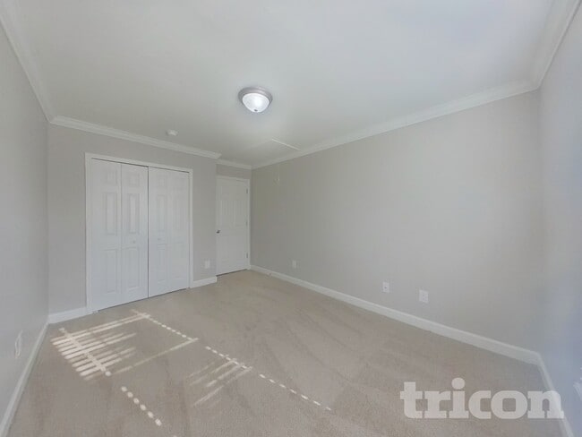 Building Photo - 8450 Ainsworth St