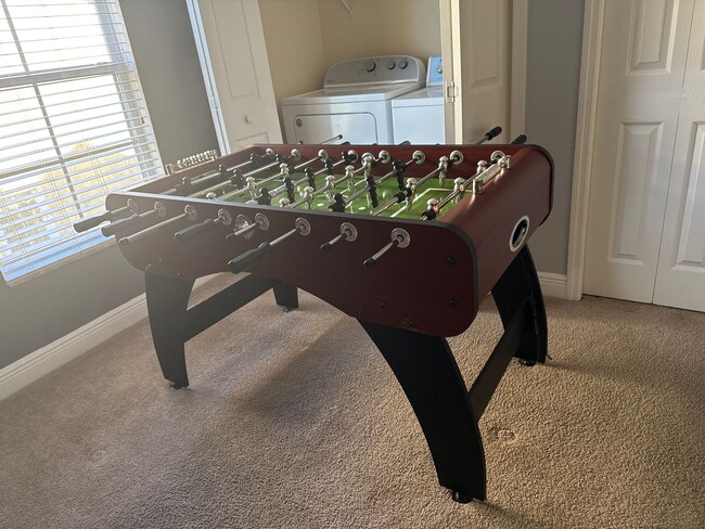 Building Photo - 860 Assembly Ct