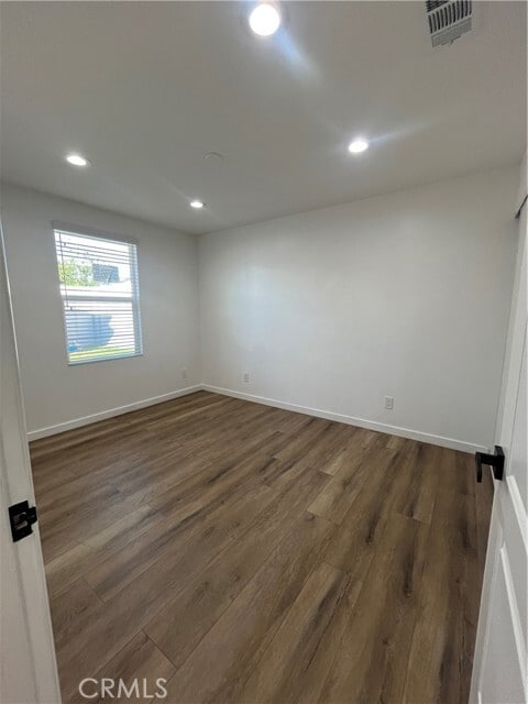 Building Photo - 10264-10262 Foster Rd