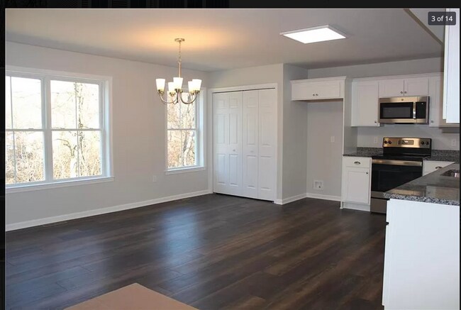 Building Photo - 1606 Clauser St