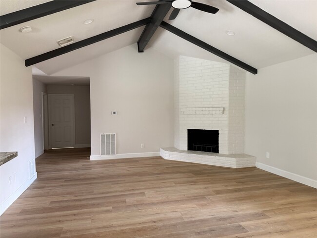 Building Photo - 7026 Hidden Arbor Ln