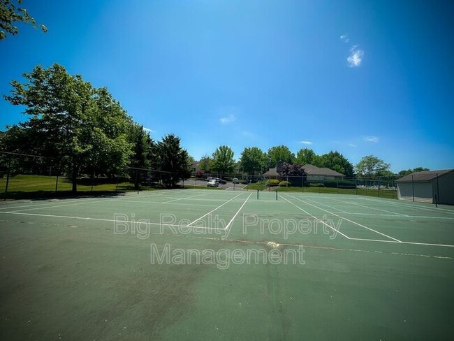 Building Photo - 1116 Foxmeadow Dr