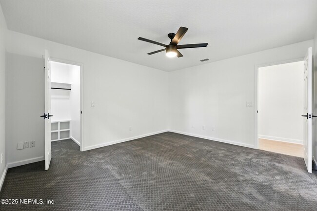 Building Photo - 13600 Emerald Cove Ct