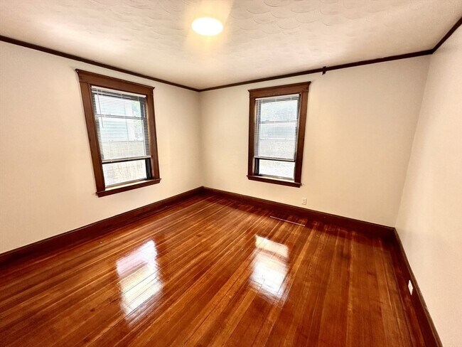 Building Photo - 107 Thomas Burgin Pkwy