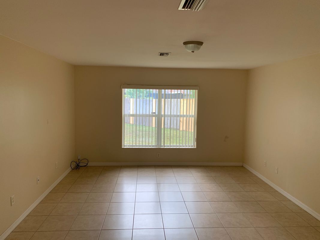 Building Photo - 36 Bunker View Dr