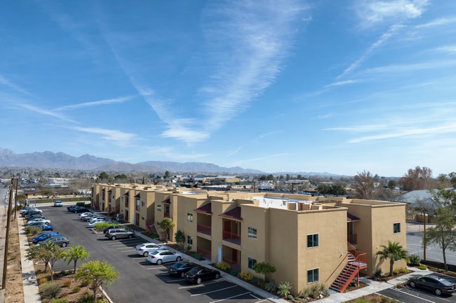 Building Photo - Montana Apartments