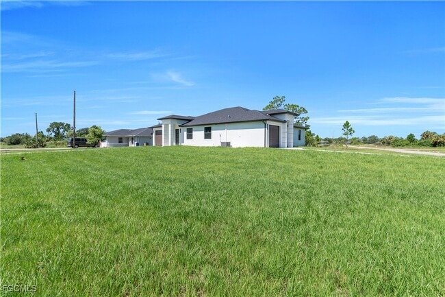 Building Photo - 1110 Eisenhower Blvd