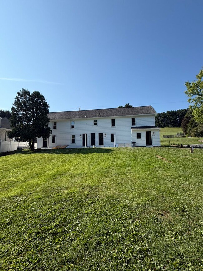 Building Photo - 3777-3783 Huckleberry Road