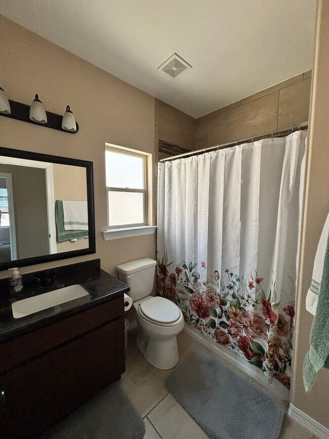Building Photo - HOME FOR RENT IN THE UPPER VALLEY IN WEST EL PASO