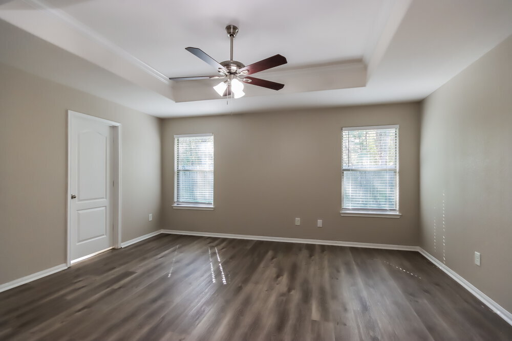 Building Photo - 2717 Sandberry Dr