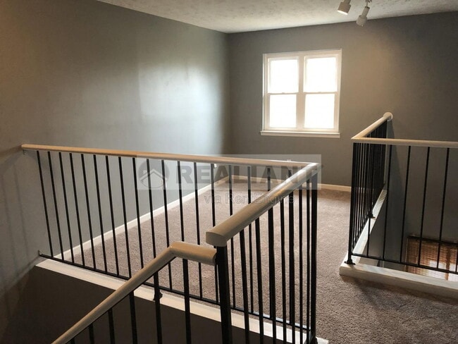 Building Photo - 1673 Prairie Cir