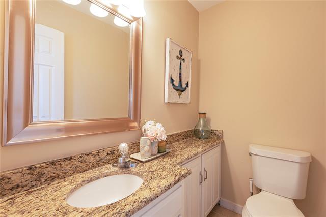 Building Photo - 3333 Sunrise Dr