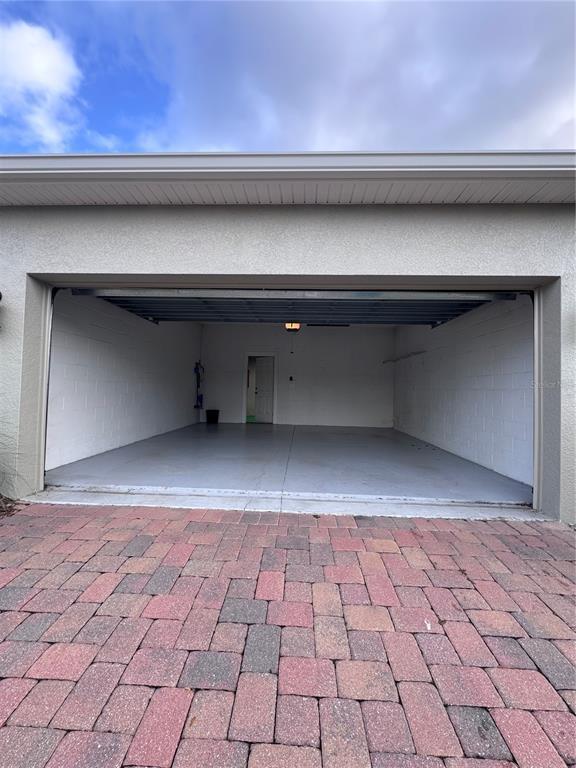 Building Photo - 12036 Sonnet Ave