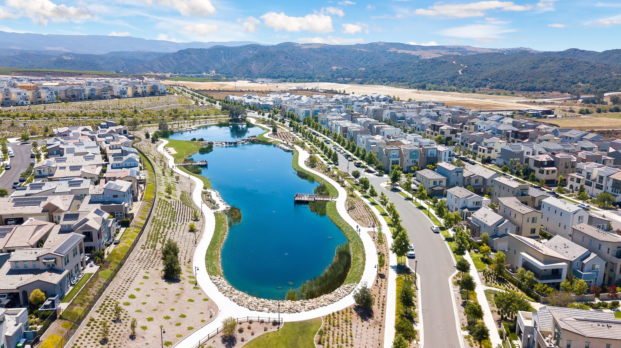 Building Photo - 1100 Lasso Way