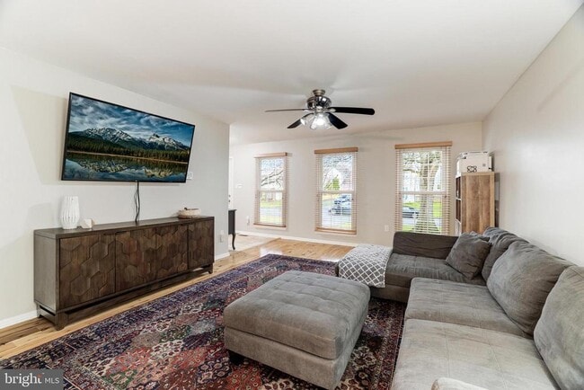 Building Photo - 22 Newland Ct