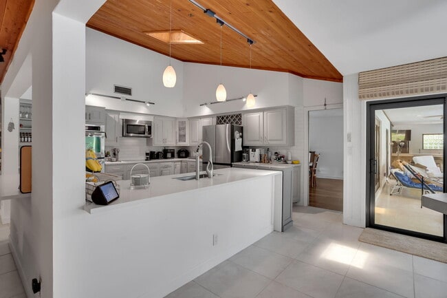 Building Photo - 2903 Banyan Blvd Cir NW