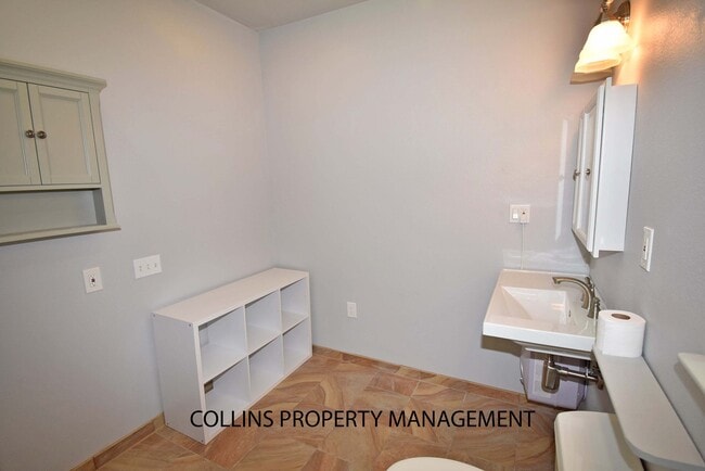 Building Photo - 154 Scotia Pines Cir