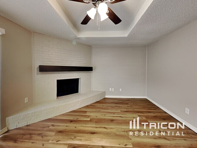 Building Photo - 6414 Willow Springs Dr